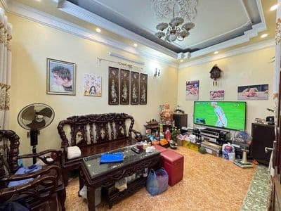 Bán nhà 45m2 Đống Đa, 2 mặt ngõ, gần phố