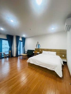 Cho thuê căn hộ 4, 300m ra biển, 9.5tr