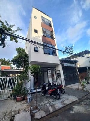 Cho thuê căn hộ full nội thất cuối đường Phạm Hùng