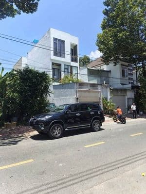 Nhà 1 trệt 2 lầu kinh doanh đường D1 - TDC Chánh Nghĩa