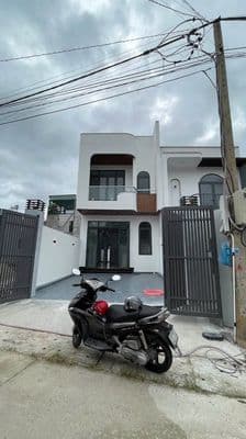 Bán nhà 1 trệt 1 lầu Tương Bình Hiệp, TDM, 120m2