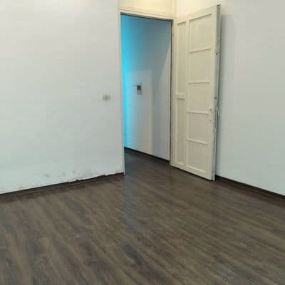 Cho thuê nhà ngõ Lạc Long Quân, Tây Hồ, 50m2 x 3 tầng