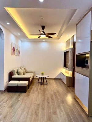 Nhà 42m2, 5 tầng, Phố Văn Cao, Ba Đình, 9.39 tỷ