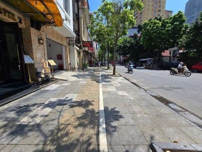 Bán nhà mặt phố Trương Công Giai, Cầu Giấy, thang máy, kinh doanh, 20.