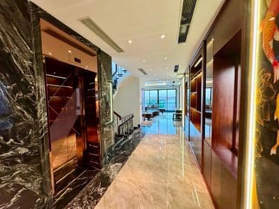 Nhà bán Thạch Bàn, Cổ Linh - 7 tầng, thang máy, lô góc, gara ô tô