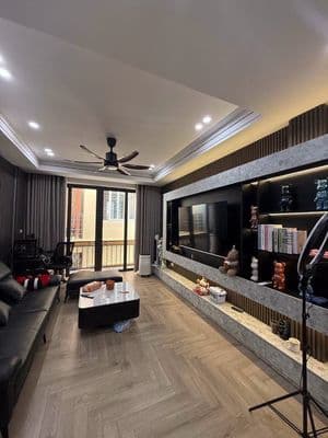 Nhà mới 5 tầng thang máy, 40m², Tân Mai, Hoàng Mai, hơn 11 tỷ