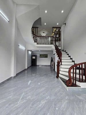 Nhà đẹp 40m² x 5 tầng, 5.15 tỷ, Tả Thanh Oai – Đại Thanh