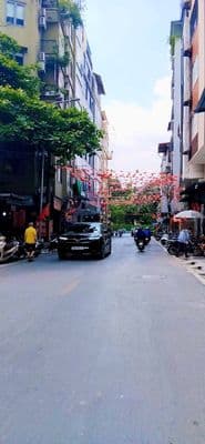 Nhà 6 tầng thang máy Đống Đa - Tôn Đức Thắng, 17 tỷ
