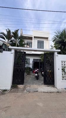 Bán nhà nhánh DX043, gần Phạm Ngọc Thạch, T.Dầu Một, Bình Dương