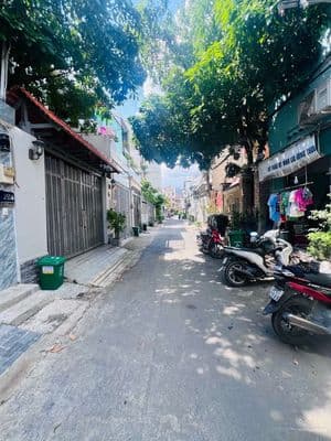 Bán đất tặng biệt thự 2 tầng + dãy 8 phòng trọ – hẻm 6m – lý phục man