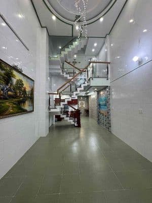 nhà mới tin , quang trung p8 gv , 5pn 5wc hẻm xe tải