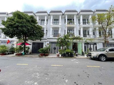Nhà phố KDC Hoàng Nam 5, phường Tân Bình TP Dĩ An