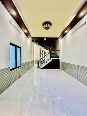 Nhà 2 tầng 3PN kiệt oto Tô Hiệu, Hoà Minh