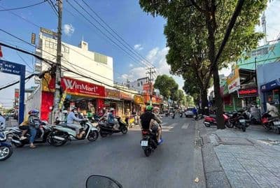 HH 1/2 nhờ ace chạy dùm nhà mặt tiền 375 Lê Văn Thọ 7x13m 1 lầu kd tốt