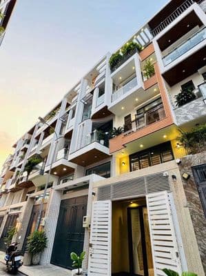 Nhà mới đẹp hxh, gara, 4pn 5wc, full nt cao cấp