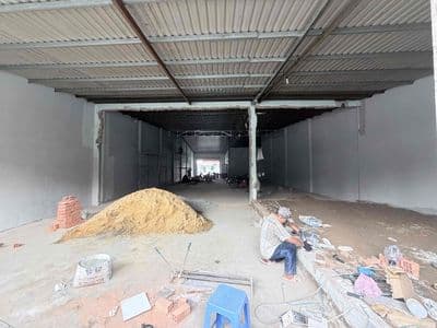 Cho thuê kho 500m2 23tr - có văn phòng - xe cont - đang sửa chửa mới
