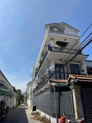 Nhà 5x20m 2Lầu (4PN 5WC) Sân Rộng. Hẻm 6m Thông. 1/ BÌNH TRỊ ĐÔNG