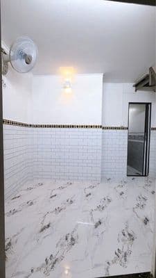 Bán nhà 2 tầng mặt tiền hẻm Tôn Đản, Quận 4