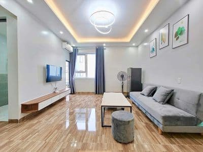 Cho thuê căn hộ 1 ngủ rộng (40m2) Waterfront City, có ban công nhỏ.
