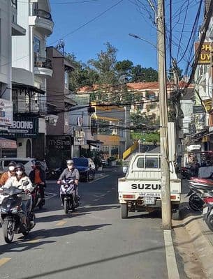 Cần cho thuê mặt bằng đường phan đình phùng
