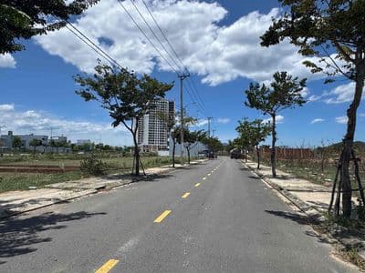 Bán nhanh cặp đất 10x25 đường Anh Đức - Nam Hoà Xuân