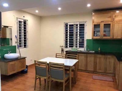nhà tập thể 90m2, tầng 2, ngõ 54 Ngọc Hồi