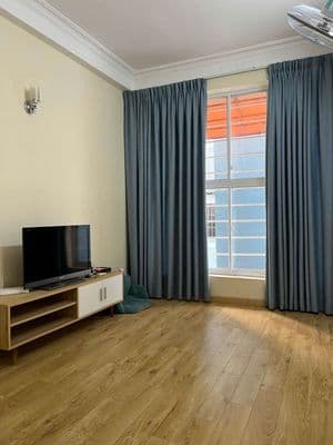 Trống liền nhà nguyên căn hẻm thông xe hơi, đh kinh tế, bách khoa