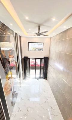 70m2, 8 tỷ, 5 tầng, có thang máy, nhà đẹp ngay Tô Hiệu ,full nôi thất