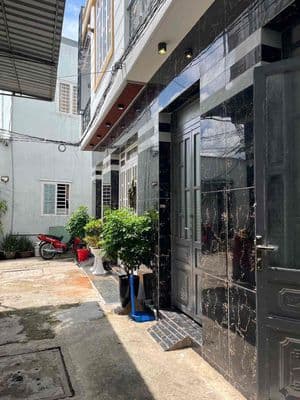 Nhà 1 Lầu Ngay Vòng Xoay 5 Con Rồng Tân Kim Đường Xe ÔTô QL50 Vào 50m