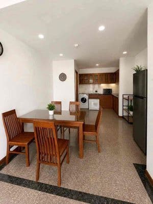 bán căn hộ sổ hồng riêng lâu dài,100m2 2pn,liền kề các trường đại học