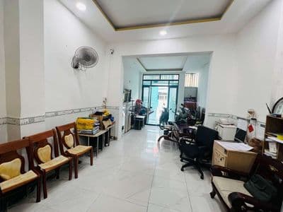Bán nhà gần thống nhất– 86m²- hxh – 2 tầng – 3pn - chỉ 6 tỷ 4