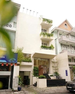 Mặt tiền hoa mai, p2, phú nhuận ngay khu phan xích long sầm uất