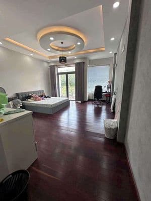 cho thuê nhà đối diện công viên ngay aeon bình tân