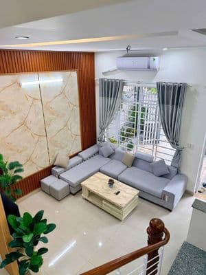 Nhà 4 phòng ngủ gần biển khu Phạm Văn Đồng