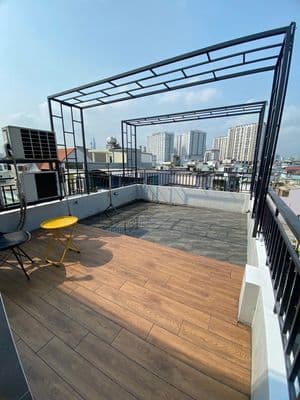 Cho thuê nhà mặt tiền ngã tư Phan Xích Long Phú Nhuận 4 lầu 47tr/th