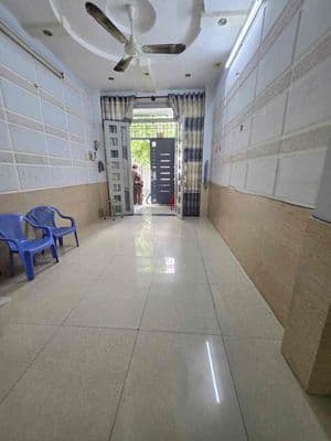Nhà nguyên căn. Hoàng Hoa Thám. B.Thạnh. 4PN.3WC