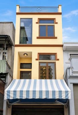 Nhà 4 tầng phan xích long - chỉ 1 căn ra mặt tiền, hoan công đủ