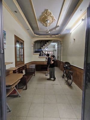 Cho thuê nhà riêng 35m2 4 tầng 5 ngủ tại 282 Kim Giang giá 11 triệu