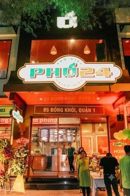 Cho thuê nhà ở phố đi bộ nguyên huệ quận 1, trệt 3 lầu + sân thượng
