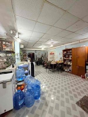 đường 3/2 1/ cách mt 20m trước nhà 4m ngang 3m1 nở 7m2 dai 16m kết cấu
