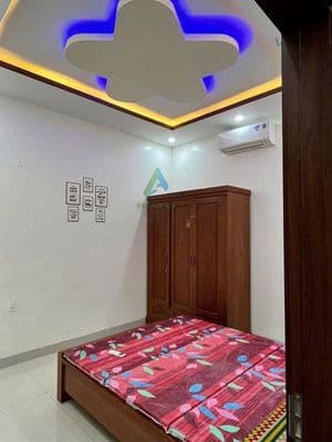 Cho thuê nhà 3 tầng 4 phòng ngủ đường hói kiểng 33,ngũ hành sơn