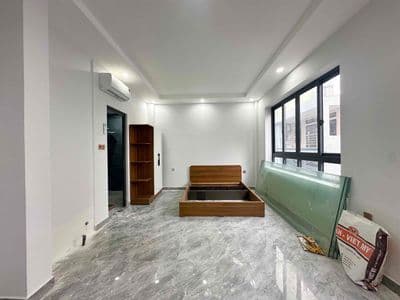Bốc sill căn hộ mới xây full ban công cửa sổ ngay dương quảng hàm