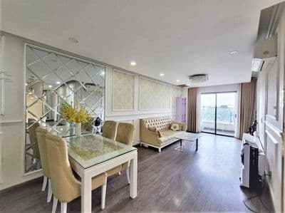 Cho thuê căn hộ 2 phòng ngủ. chung cư Garden Gate. gần cv Gia Định