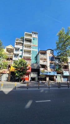 Bán gấp nhà Mt Trần Phú đoạn 2 chiều P8 Quận 5 DT 4,3 x 17m Giá 24 tỷ