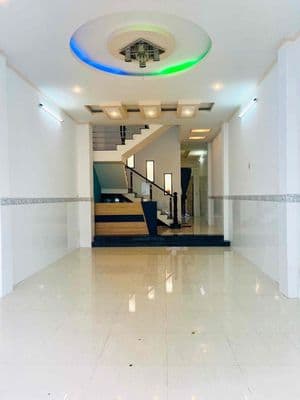 Nhà cho thuê trệt 1 lầu mới đẹp - đầu khu kdc hưng phú - 9 triệu