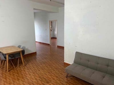 cho thuê căn hộ 2pn 1wc nội thất cơ bản vew biển xem bắn pháo hoa