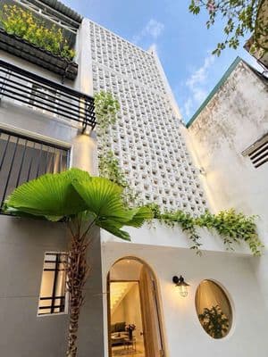 Nhà đẹp Nguyễn Văn Công - 4 tầng sân thượng - thiết kế đẹp