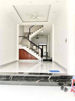 Nguyên Căn Mặt Tiền Tiện Kinh Doanh - Đường Số Lâm Văn Bền - Quận 7