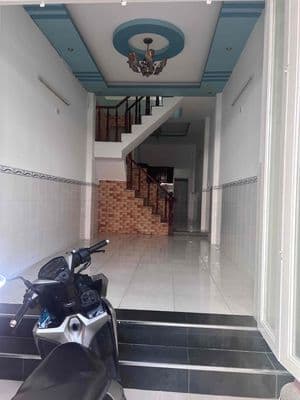 Cho thuê nhà hẻm 1 sẹc xe hơi thông