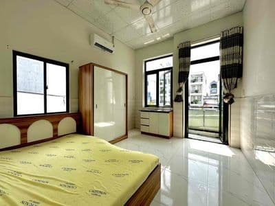Chính chủ cho thuê căn hộ ngay mặt tiền đường